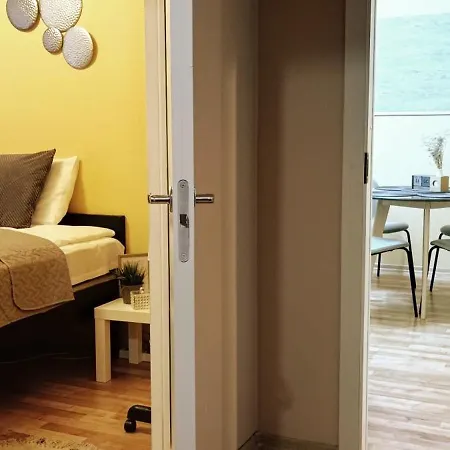 Apartment Historic Old Town Escape Cozy 2 Bedrooms Perfect Location *